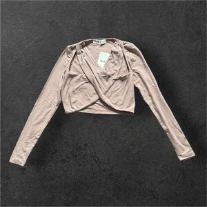 Elodie 
NWT 
Size Small 
Women's Pink Long Sleeve Top